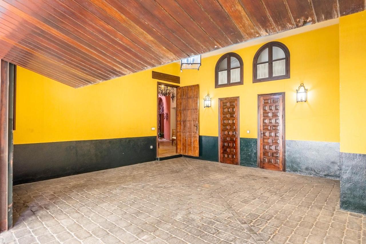 Casa Palacio Sxviii Con Piscina En Centro Historico De Sevilla Exterior photo